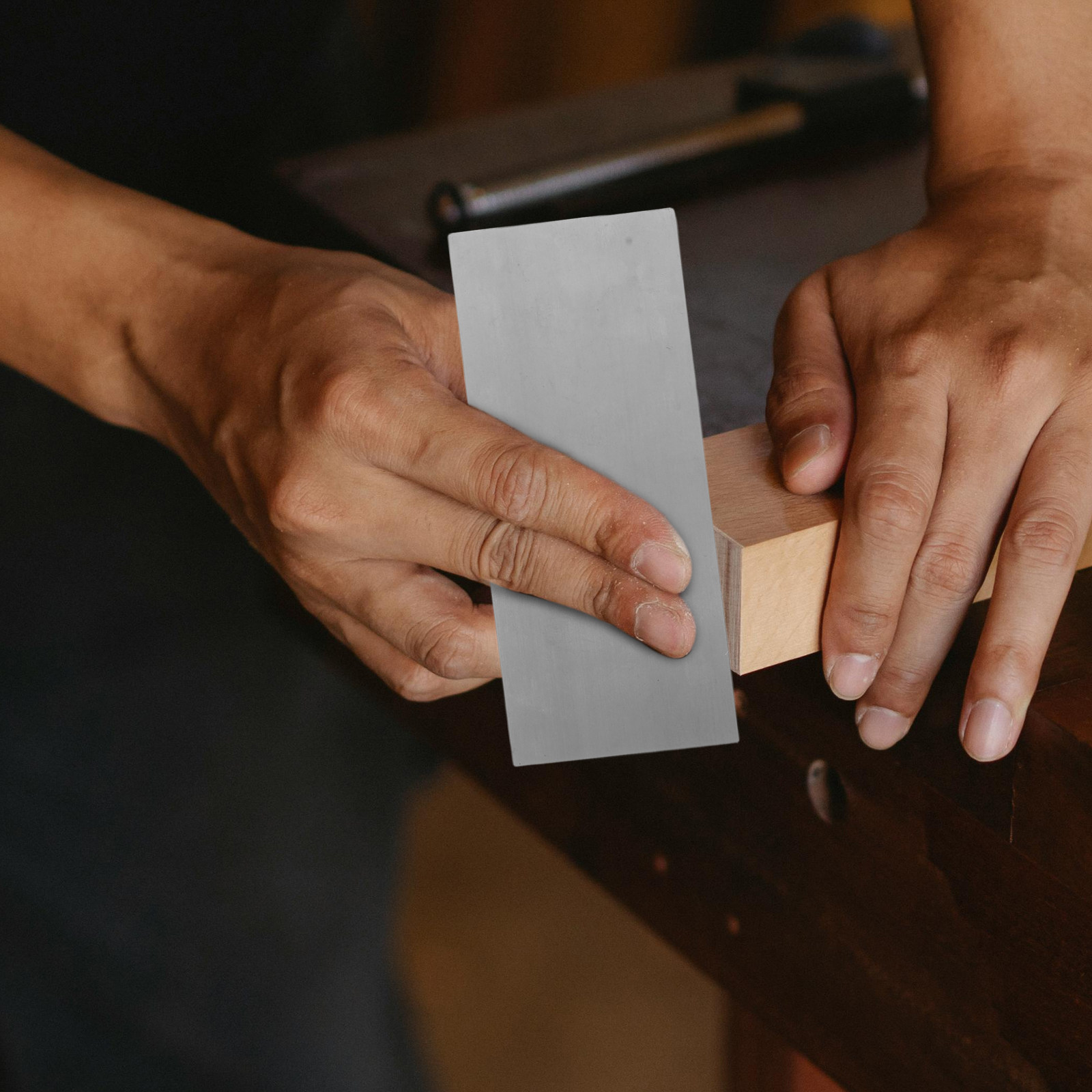 Card Scraper Cabinet - 6本セットの木工用カードスクレーパーキット。人間工学に基づいた設計で、高硬度の鋼材を使用。精密な表面仕上げに最適な多目的キャビネットスクレーパー。